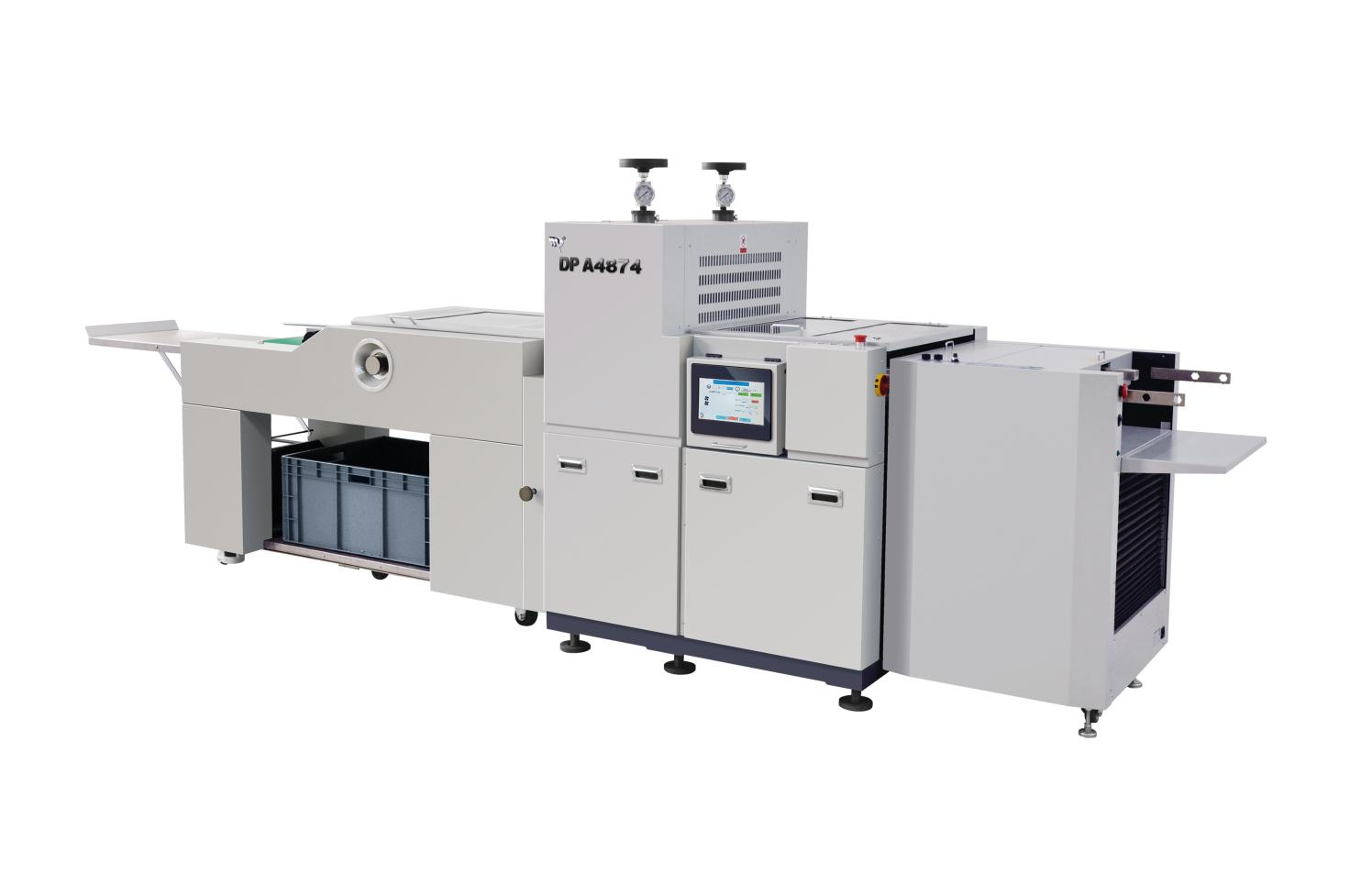 M&aacute;y cắt khu&ocirc;n quay